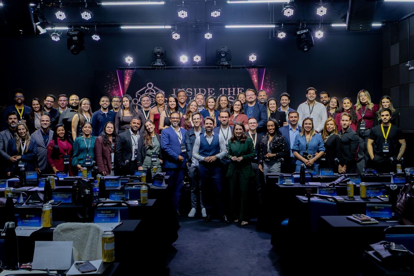 Membros do Inside The Business Club em imersão presencial